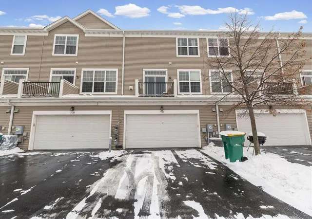 3rd image of 7521 Welcome Ave N, Brooklyn Park, MN 55443 | MLS# 7054030