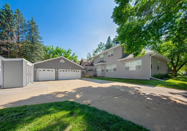 Homes for sale in Waseca, MN | 514 State St N, Waseca, MN 56093 | MLS# 7054167