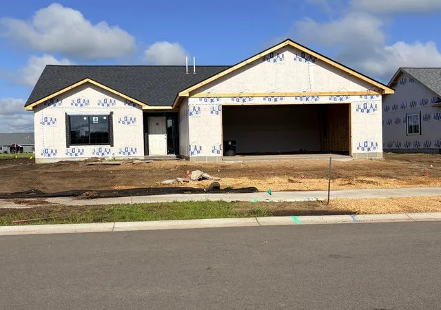 Homes for sale in Saint Peter, MN | 1066 Cullen St, Saint Peter, MN 56082 | MLS# 7054185