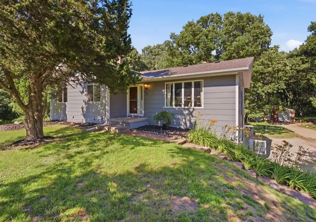 Homes for sale in New London, MN | 4410 165th Ave Ne, New London, MN 56273 | MLS# 7054263
