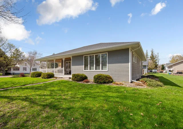 Homes for sale in New Richland, MN | 219 1St St Nw, New Richland, MN 56072 | MLS# 7054287