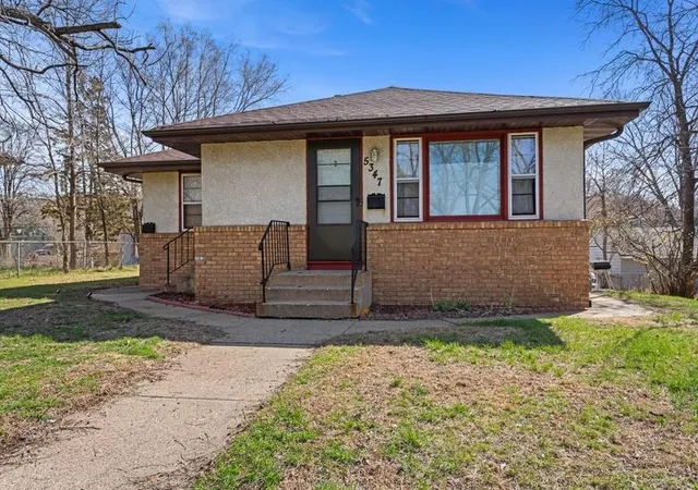 2nd image of 5347 4th St Ne, Minneapolis, MN 55421 | MLS# 7054412