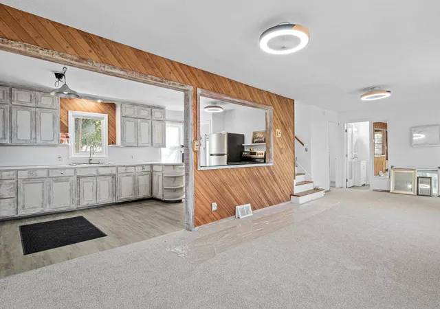 Photo 3 of Single family home for sale at 8065 Riverview Ter NE, Minneapolis, MN 55432 | MLS# 7054458 | Listing updated on 2026-10-11