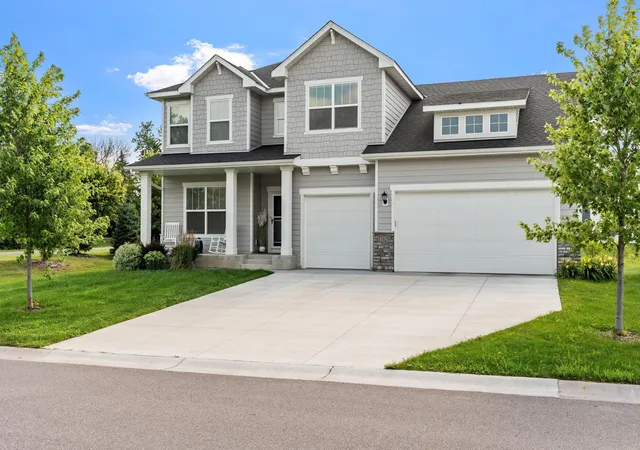 1st image of 11628 Yuma Ln N, Osseo, MN 55369 | MLS# 7054465