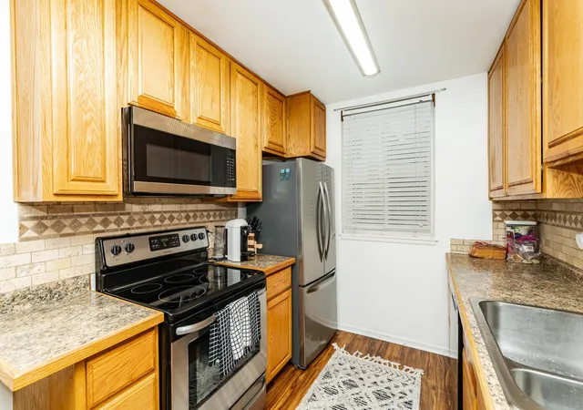 Photo 2 of Condo for sale at 1911 Viking Dr Nw #12, Rochester, MN 55901 | MLS# 7054641 | Listing updated on 2026-09-23