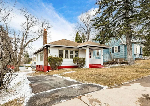 Homes for sale in Duluth, MN | 821 N 19th Ave E, Duluth, MN 55812 | MLS# 7054743