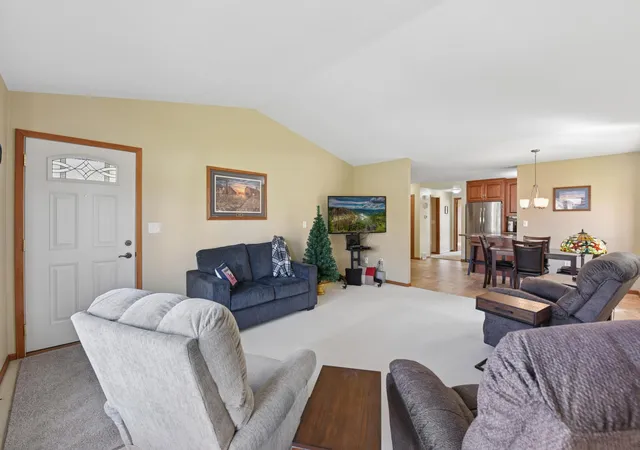 Homes for sale in Hastings, MN | 1455 Pringle Ct, Hastings, MN 55033 | MLS# 7054774