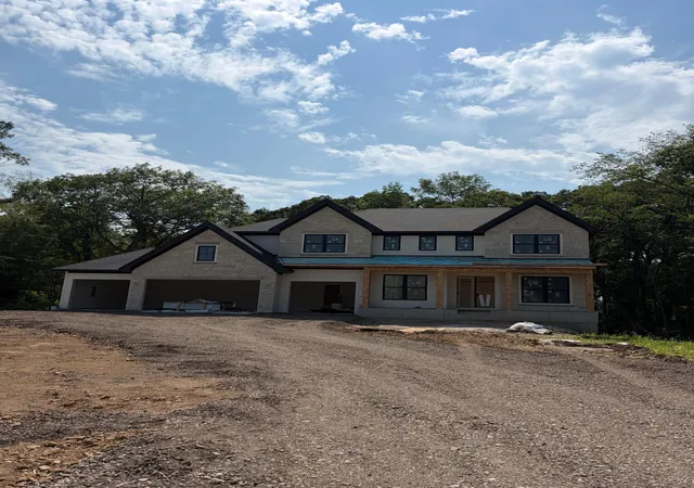 1st image of 10380 Mallard Dr, Chaska, MN 55318 | MLS# 7054821