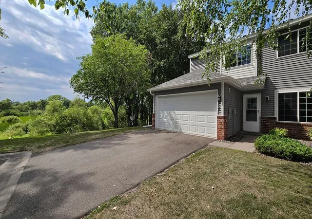 Photo 3 of Single family home for sale at 2024 Gresham Ave N, Saint Paul, MN 55128 | MLS# 7054842 | Listing updated on 2026-09-03