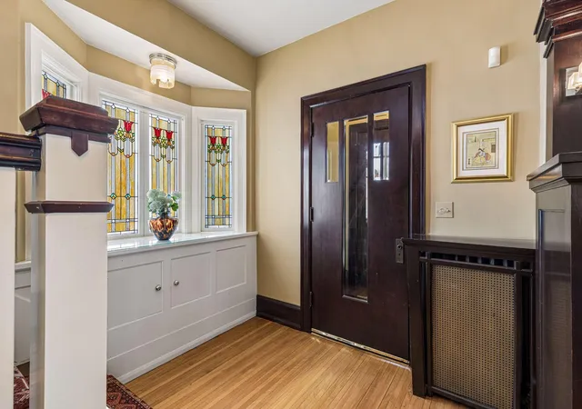 Photo 4 of Single family home for sale at 2304 Lake Pl, Minneapolis, MN 55405 | MLS# 7054879 | Listing updated on 2026-07-29