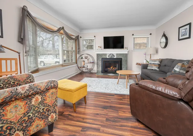 4th image of 663 Roosevelt Rd, Saint Cloud, MN 56301 | MLS# 7054916