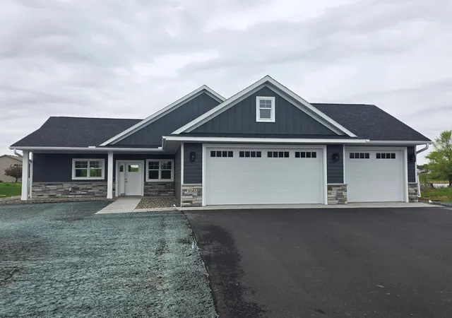 1st image of 3085 Nottingham Rd S, Saint Cloud, MN 56301 | MLS# 7054934