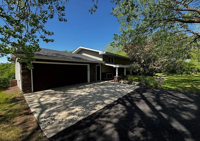 Photo 3 of Single family home for sale at 27890 Little Pleasant Dr, Underwood, MN 56586 | MLS# 7055032 | Listing updated on 2026-08-23