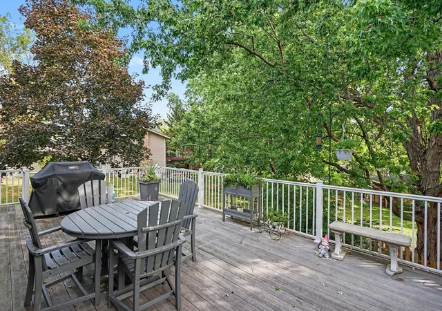Photo 2 of Single family home for sale at 12405 Villaburne Dr, Burnsville, MN 55337 | MLS# 7055185 | Listing updated on 2026-10-22