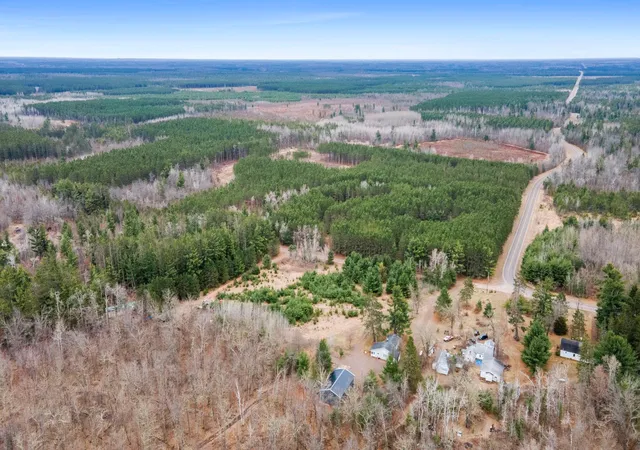 4th image of 4996 Springbrook Trl, Danbury, WI 54830 | MLS# 7055200