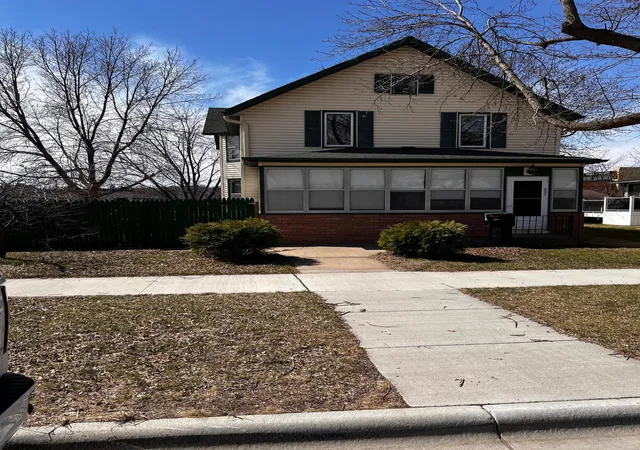 2nd image of 405 2nd Ave N, Sauk Rapids, MN 56379 | MLS# 7055202