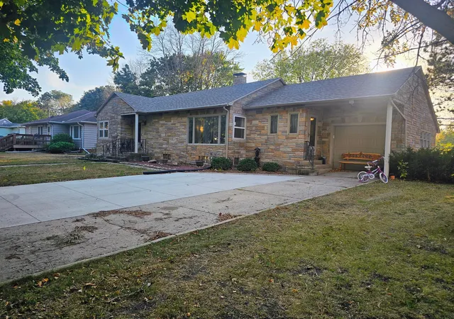 Homes for sale in Sherburn, MN | 409 N Prairie St, Sherburn, MN 56171 | MLS# 7055280