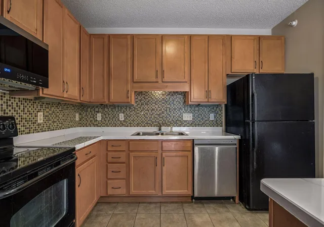 Photo 2 of Condo for sale at 619 8th Street Se #211, Minneapolis, MN 55414 | MLS# 7055462 | Listing updated on 2026-09-04