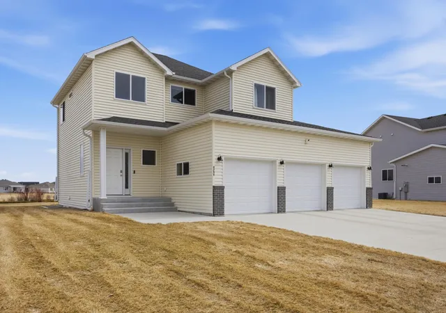 3rd image of 4756 34Th St S, Fargo, ND 58104 | MLS# 7055564