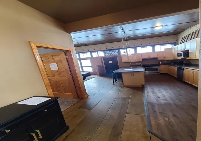 2nd image of 813 10th St N, Fargo, ND 58102 | MLS# 7055632