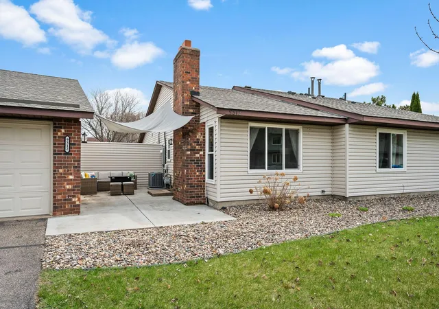 Homes for sale in Cottage Grove, MN | 9312 Indian Blvd S, Cottage Grove, MN 55016 | MLS# 7055689