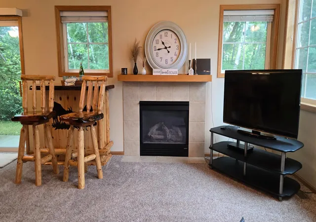 4th image of 18087 Vance Cir Nw, Elk River, MN 55330 | MLS# 7055769