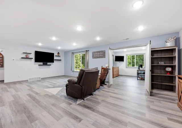 Photo 4 of Single family home for sale at 17575 Saylers Lakeview Rd, Lake Park, MN 56554 | MLS# 7055773 | Listing updated on 2026-09-29