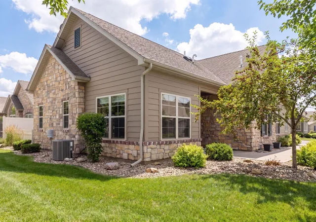 Homes for sale in Rogers, MN | 24098 Rivers Edge Rd, Rogers, MN 55374 | MLS# 7056054
