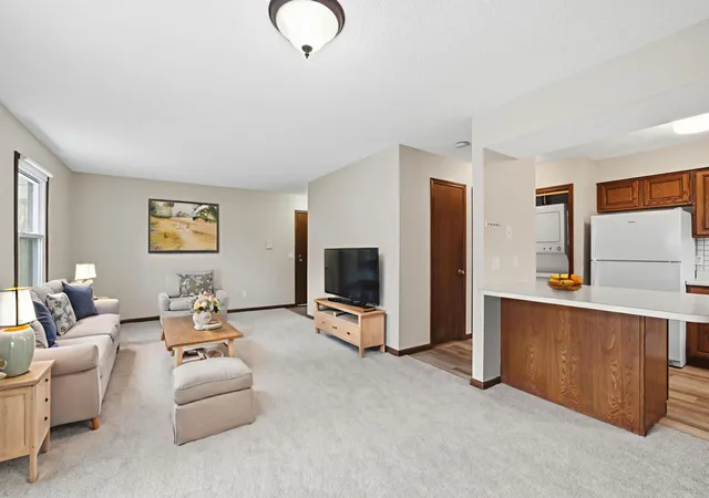 Photo 3 of Condo for sale at 6333 Alderwood Cir #B, Saint Paul, MN 55125 | MLS# 7056219 | Listing updated on 2026-08-27
