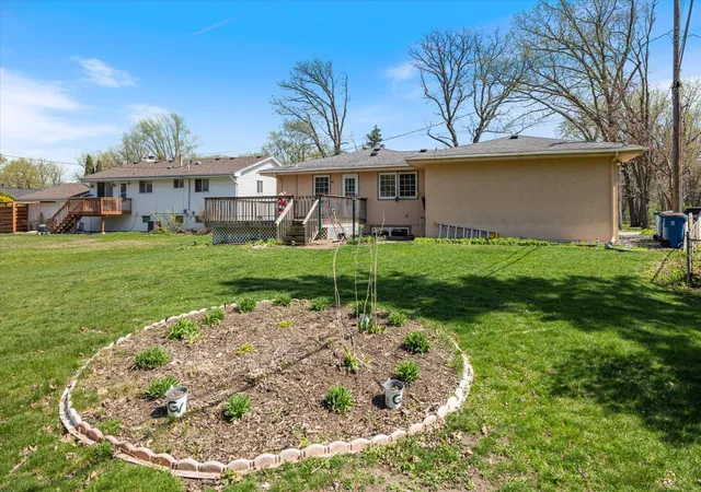 2nd image of 1436 E Old Shakopee Rd, Minneapolis, MN 55425 | MLS# 7056330