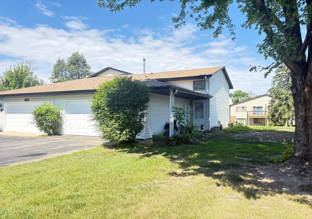 1st image of 3826 Goodwin Ave N, Saint Paul, MN 55128 | MLS# 7056454