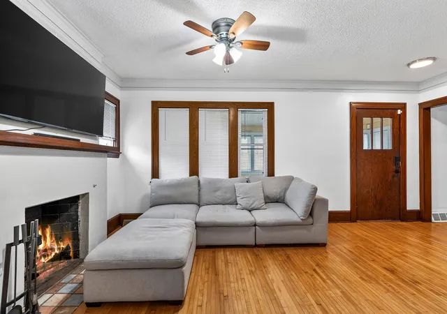 4th image of 3025 16Th Ave S, Minneapolis, MN 55407 | MLS# 7056933