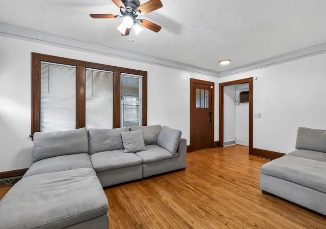 5th image of 3025 16Th Ave S, Minneapolis, MN 55407 | MLS# 7056933