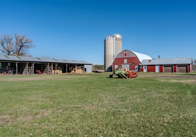 4th image of 19867 Twin Lakes Rd, Little Falls, MN 56345 | MLS# 7057044