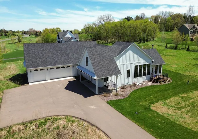 2nd image of 1191 42nd St, Hudson, WI 54016 | MLS# 7057098
