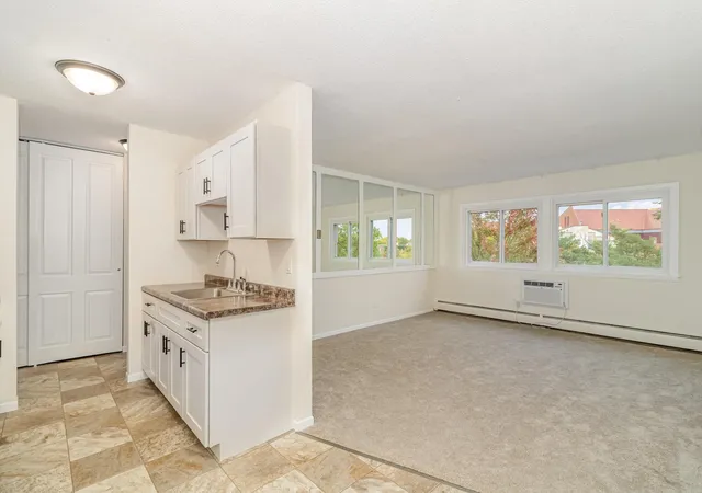 Homes for sale in Minneapolis, MN | 2616 Harriet Ave #303, Minneapolis, MN 55408 | MLS# 7057103