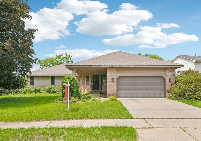Homes for sale in Bloomington, MN | 8912 Vincent Pl, Bloomington, MN 55431 | MLS# 7057288