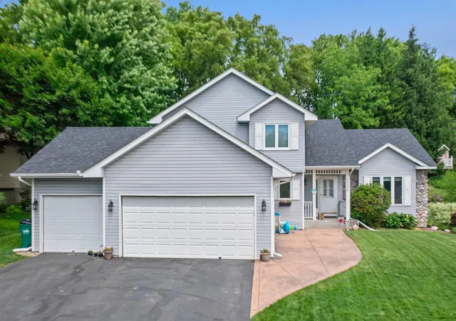 Homes for sale in Chaska, MN | 1132 Falls Cir, Chaska, MN 55318 | MLS# 7057293