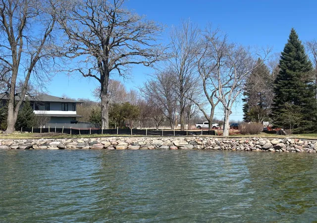 3rd image of 4410 Manitou Rd, Excelsior, MN 55331 | MLS# 7057352