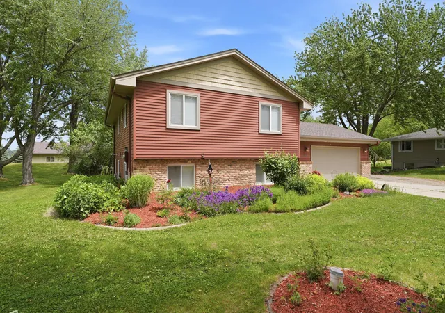 Homes for sale in Rogers, MN | 19620 Jackie Ln, Rogers, MN 55374 | MLS# 7057361