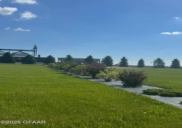 5th image of 402 Main Ave, Colgate, ND 58046 | MLS# 7057419