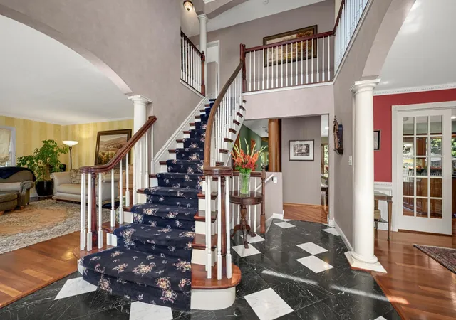 Photo 2 of Single family home for sale at 665 Arcadia Dr, Saint Paul, MN 55118 | MLS# 7057470 | Listing updated on 2026-10-26