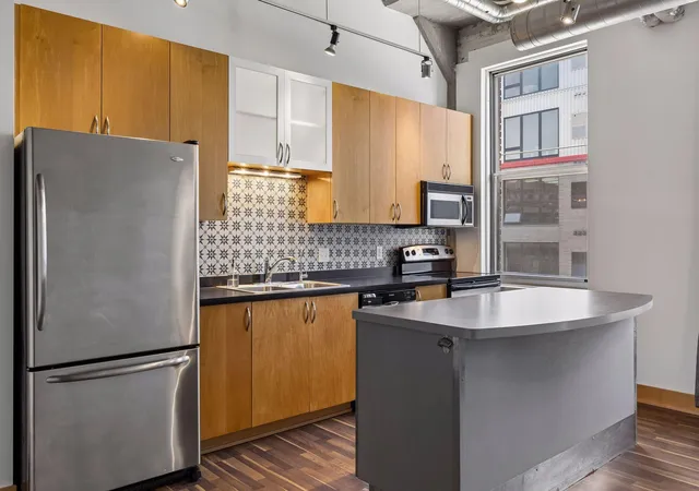 3rd image of 918 3Rd St N #309, Minneapolis, MN 55401 | MLS# 7057516