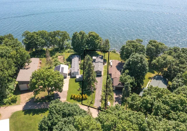 3rd image of 46315 Lucretia Ln, Isle, MN 56342 | MLS# 7057523