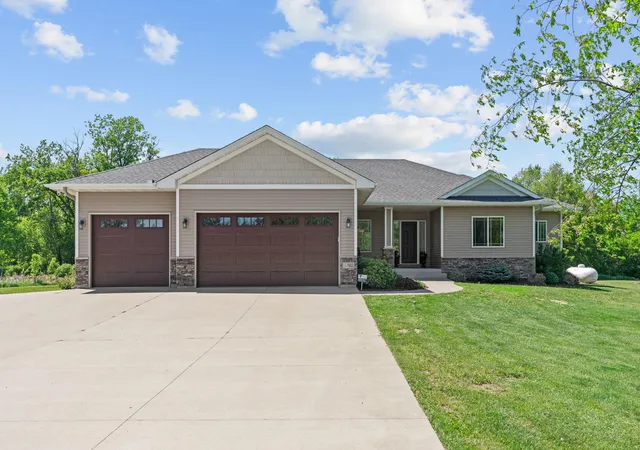 Homes for sale in Clearwater, MN | 5182 134th St Nw, Clearwater, MN 55320 | MLS# 7057626