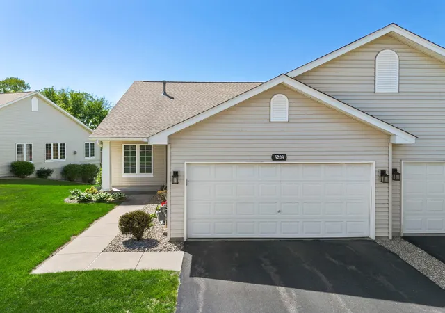 2nd image of 5208 Deerfield Ln Se, Prior Lake, MN 55372 | MLS# 7057651
