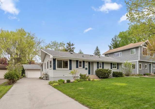 1st image of 2905 Townview Ave Ne, Minneapolis, MN 55418 | MLS# 7057728