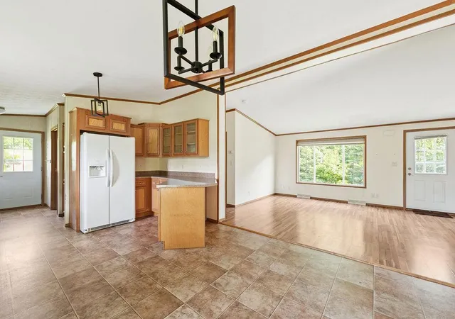 Photo 4 of Single family home for sale at 505 Park Ave, Cloquet, MN 55720 | MLS# 7057815 | Listing updated on 2026-10-06