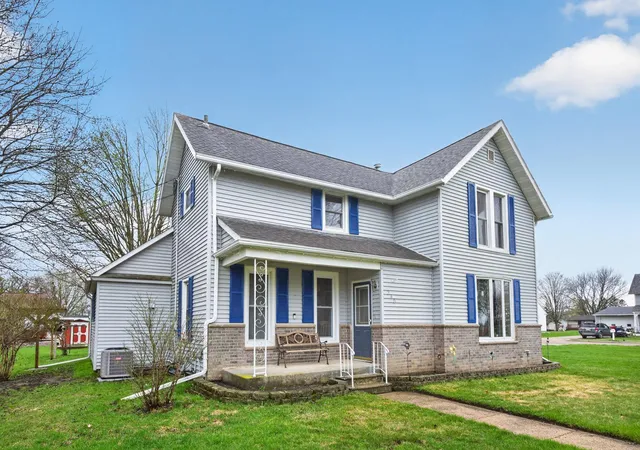 Photo 2 of Single family home for sale at 240 Main St W, Elgin, MN 55932 | MLS# 7057827 | Listing updated on 2026-08-06