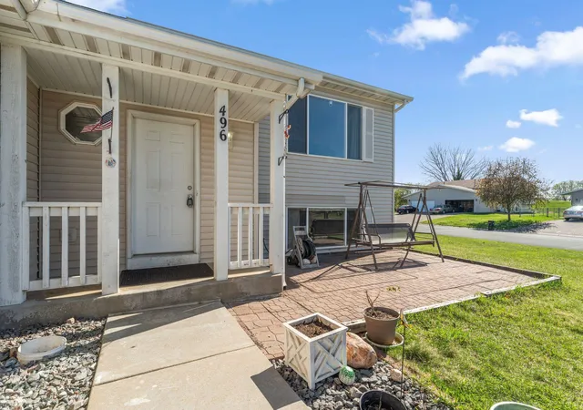 Homes for sale in Shakopee, MN | 496 Braeburn Dr, Shakopee, MN 55379 | MLS# 7057833